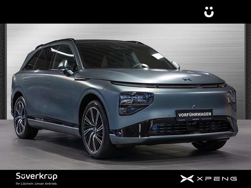 Grün Gebraucht 2025 XPENG G9 AWD Performance SUV | 64.900 € (Superpreis) - Bild 1/2