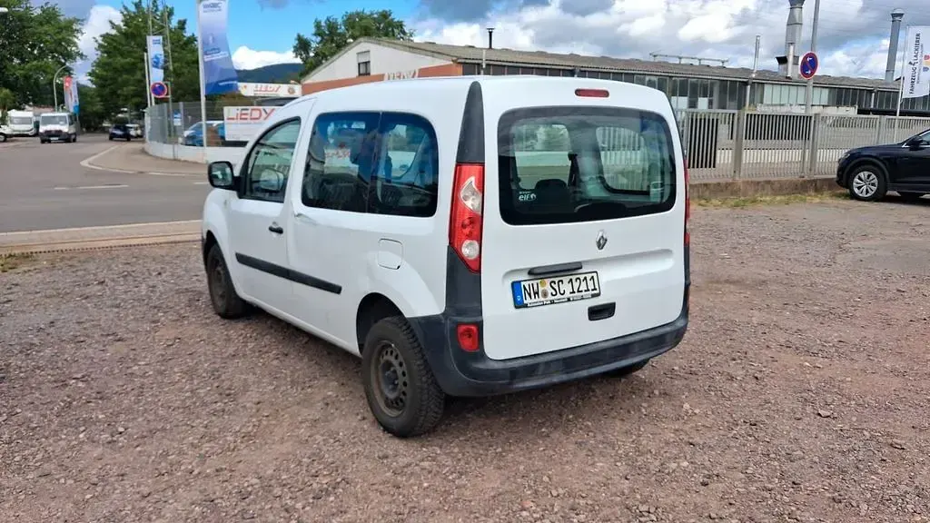 Gebraucht Renault Kangoo 87 PS (63 kW) 2011 Weiß Van / Kleinbus