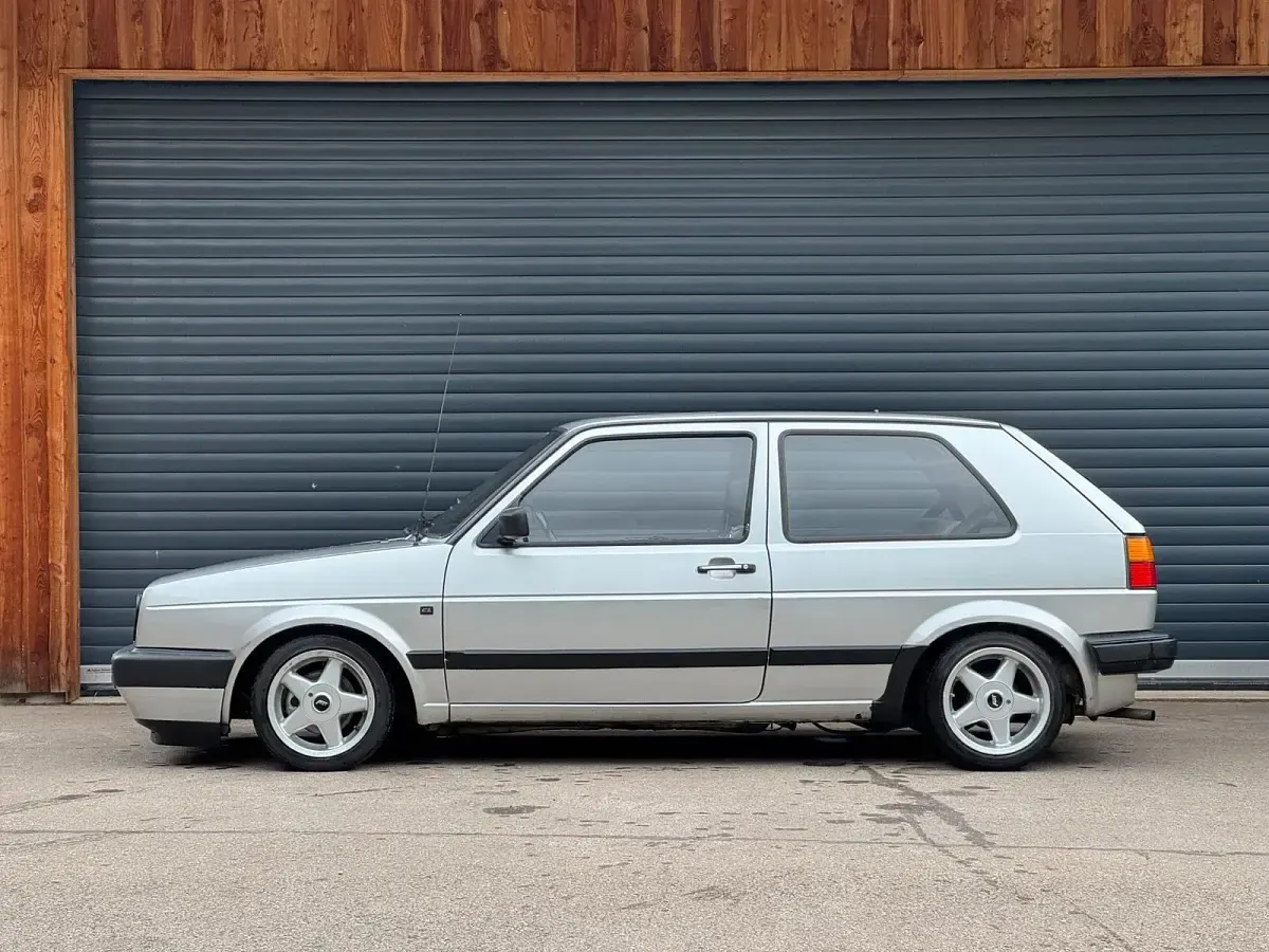 Gebraucht VW Golf II 70 PS (51 kW) 1990 Silber Kleinwagen