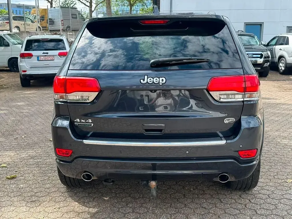Gebraucht Jeep Grand Cherokee Overland 250 PS (183 kW) 2014 Maximum steel SUV