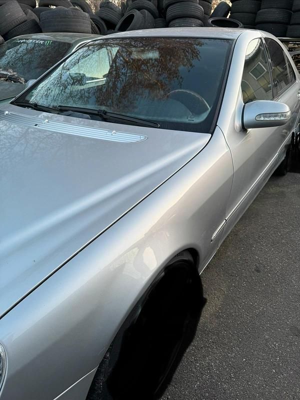 Gebraucht Mercedes S320 204 PS (150 kW) 2003 Silber Limousine