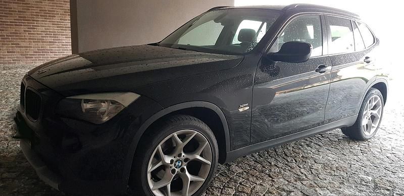 Gebraucht BMW X1 148 PS (108 kW) 2010 Schwarz SUV