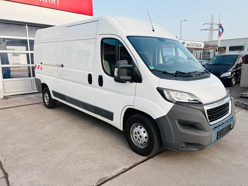 Gebraucht Peugeot Boxer 136 PS (100 kW) 2016 Weiß Van