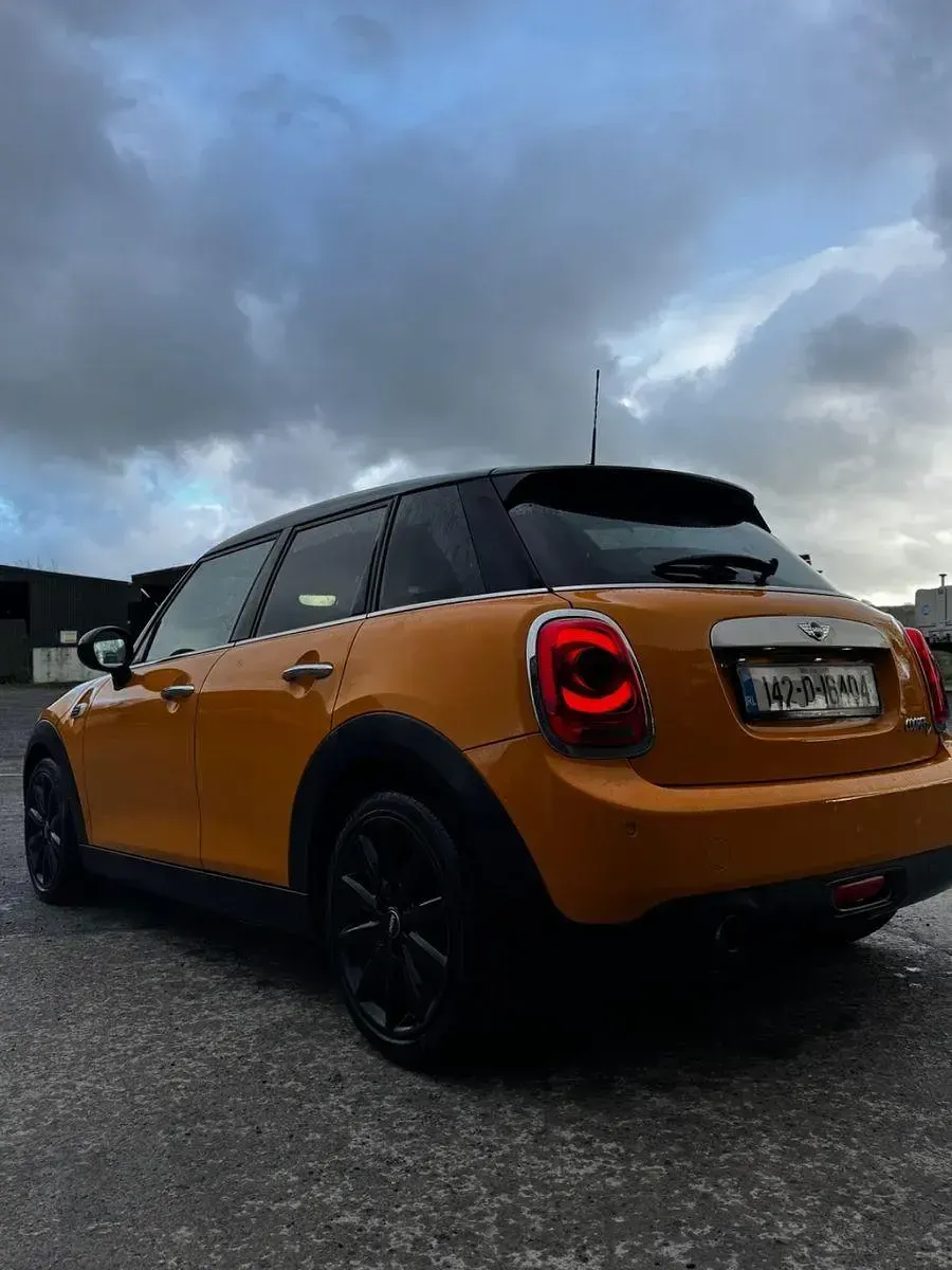 Gebraucht Mini Cooper D 111 PS (81 kW) 2014 Orange Kleinwagen