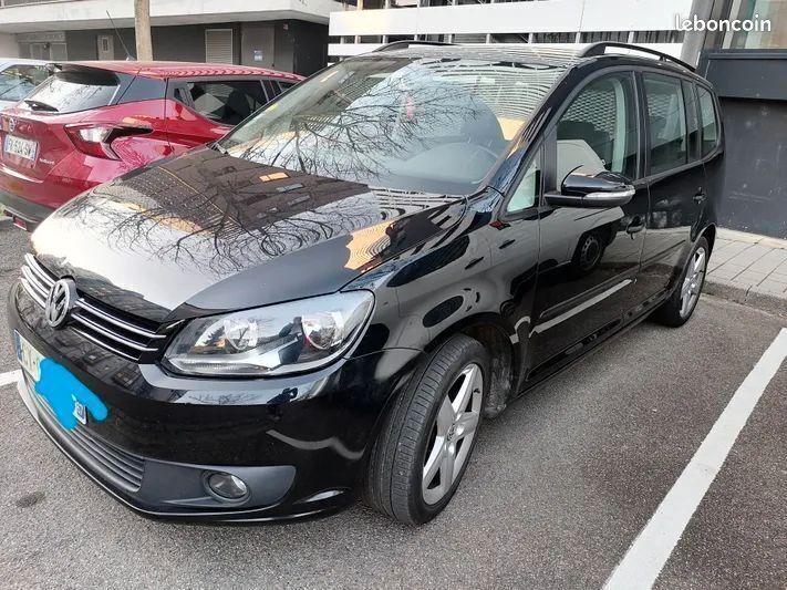 Schwarz Gebraucht 2013 VW Touran Life Van / Kleinbus | 7.000 € (Fairer Preis) - Bild 1/4