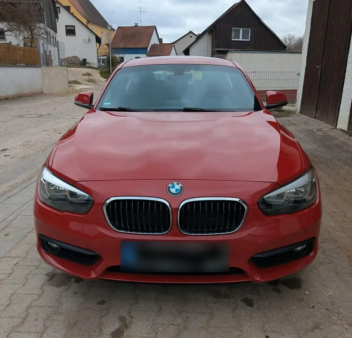 Gebraucht BMW 118 Advantage 136 PS (100 kW) 2017 Rot Kleinwagen