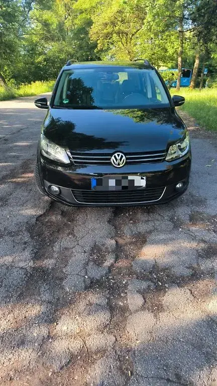 Gebraucht VW Touran Match 105 PS (77 kW) 2012 Schwarz Van / Kleinbus
