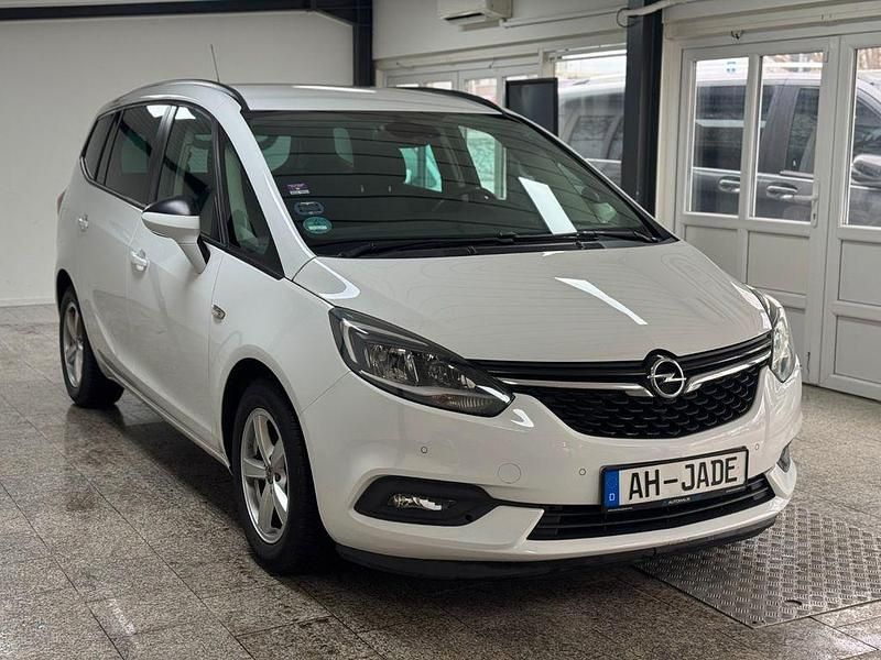 Gebraucht Opel Zafira 140 PS (102 kW) 2017 Weiß Van / Kleinbus