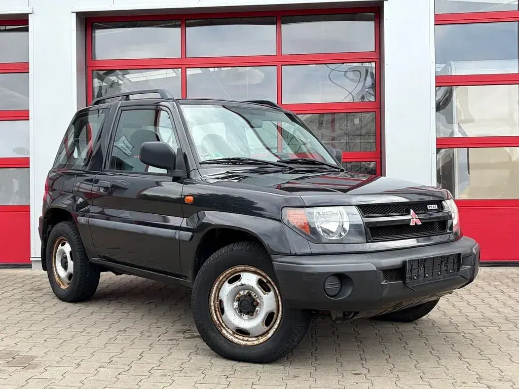 Gebraucht Mitsubishi Pajero Comfort Edition 120 PS (88 kW) 2000 Schwarz SUV