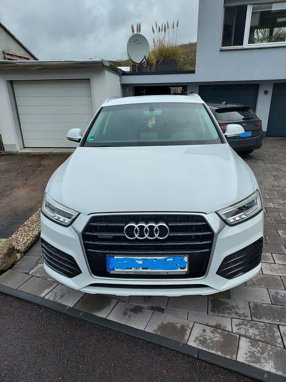 Gebraucht Audi Q3 Sport 150 PS (110 kW) 2016 Weiß SUV