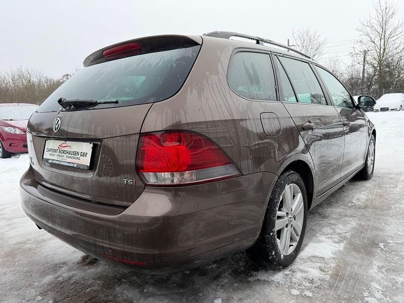 Gebraucht VW Golf VI Match 122 PS (89 kW) 2012 Braun Kleinwagen