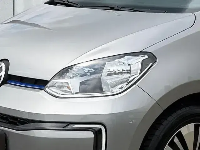 Używany VW e-up! United 61 kW (83 KM) 2021 Andere Hatchback