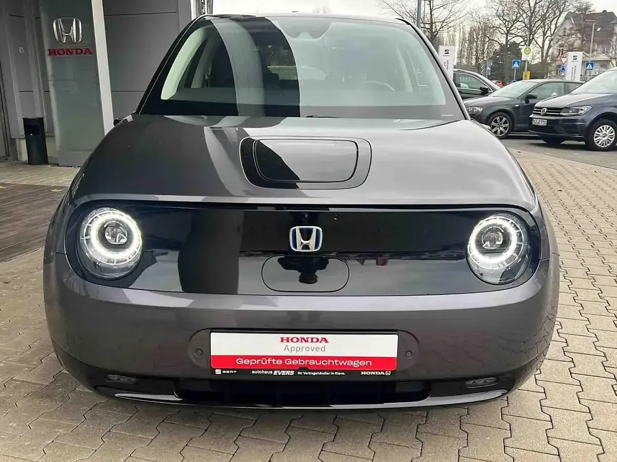 Käytetty Honda e Advance 113 kW (154 HP) 2021 Modern steel metallic Viistoperä
