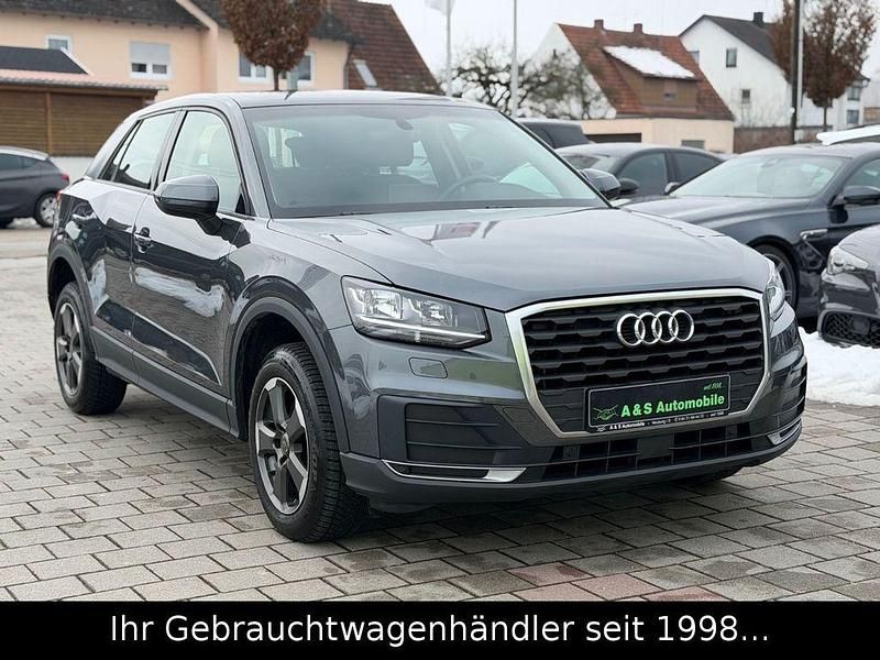 Gebraucht Audi Q2 Basis 150 PS (110 kW) 2018 Grau SUV