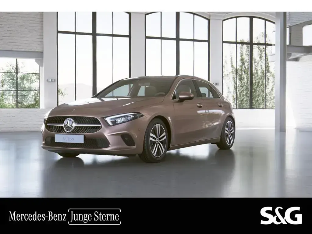 Gebraucht Mercedes A180 Progressive 136 PS (100 kW) 2022 Limousine