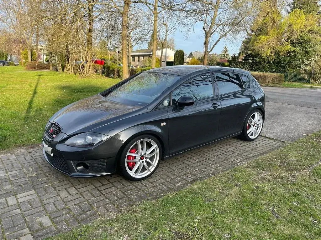 Usata Seat Leon CUPRA 265 CV (194 kW) 2010 Nero Utilitaria