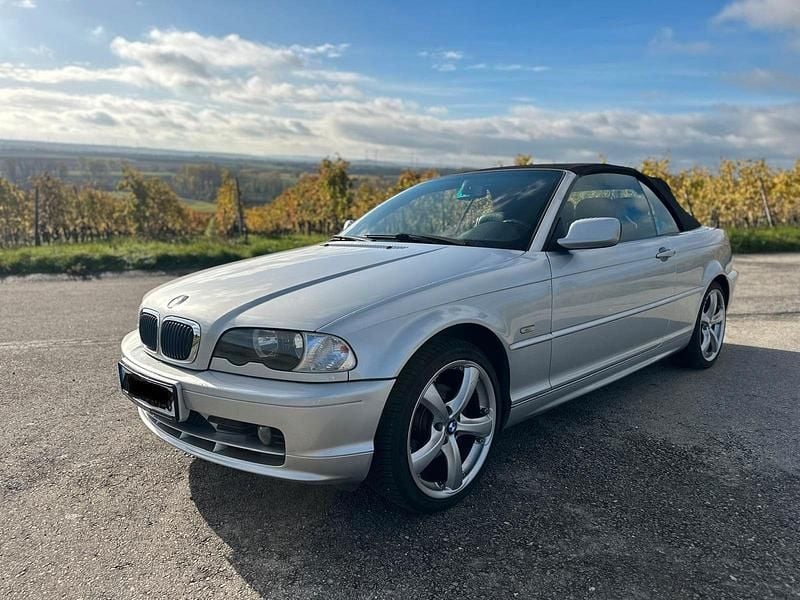 Silber Gebraucht 2002 BMW 318 Cabriolet Cabrio | 4.499 € (Guter Preis) - Bild 1/4