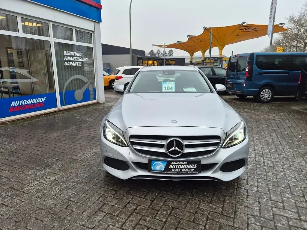 Gebraucht Mercedes C250 204 PS (150 kW) 2014 Silber Kombi
