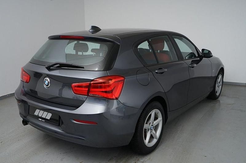 Gebraucht BMW 118 Sport Line 136 PS (100 kW) 2017 Grau Kleinwagen