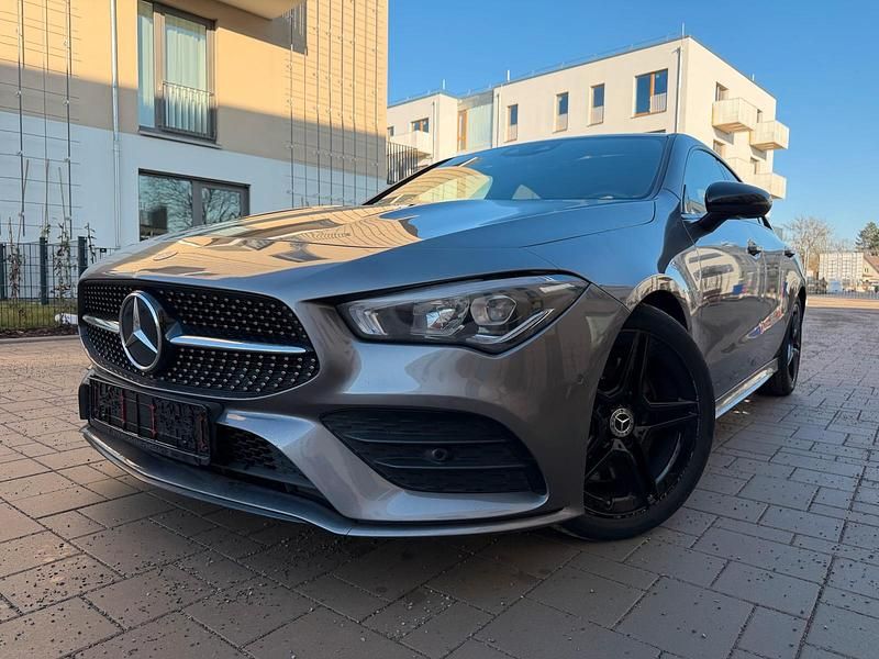 Grau Gebraucht 2019 Mercedes 250 AMG Coupé | 28.990 € (Fairer Preis) - Bild 1/4