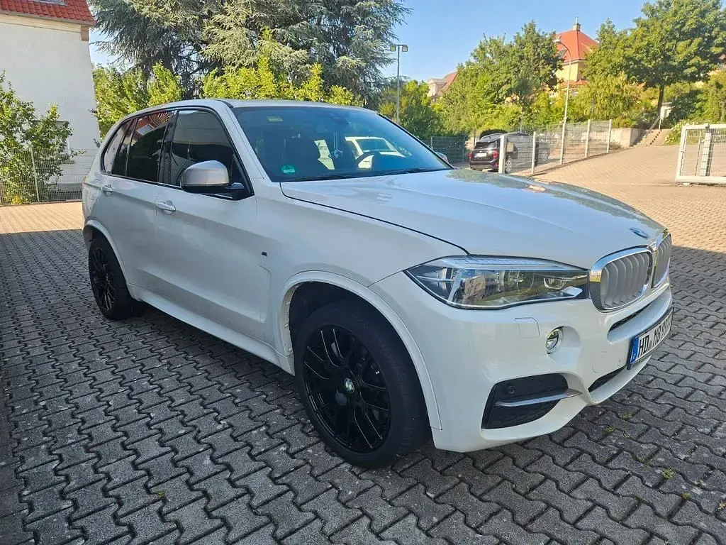 Gebraucht BMW X5 M50 Performance 381 PS (280 kW) 2015 Weiß SUV