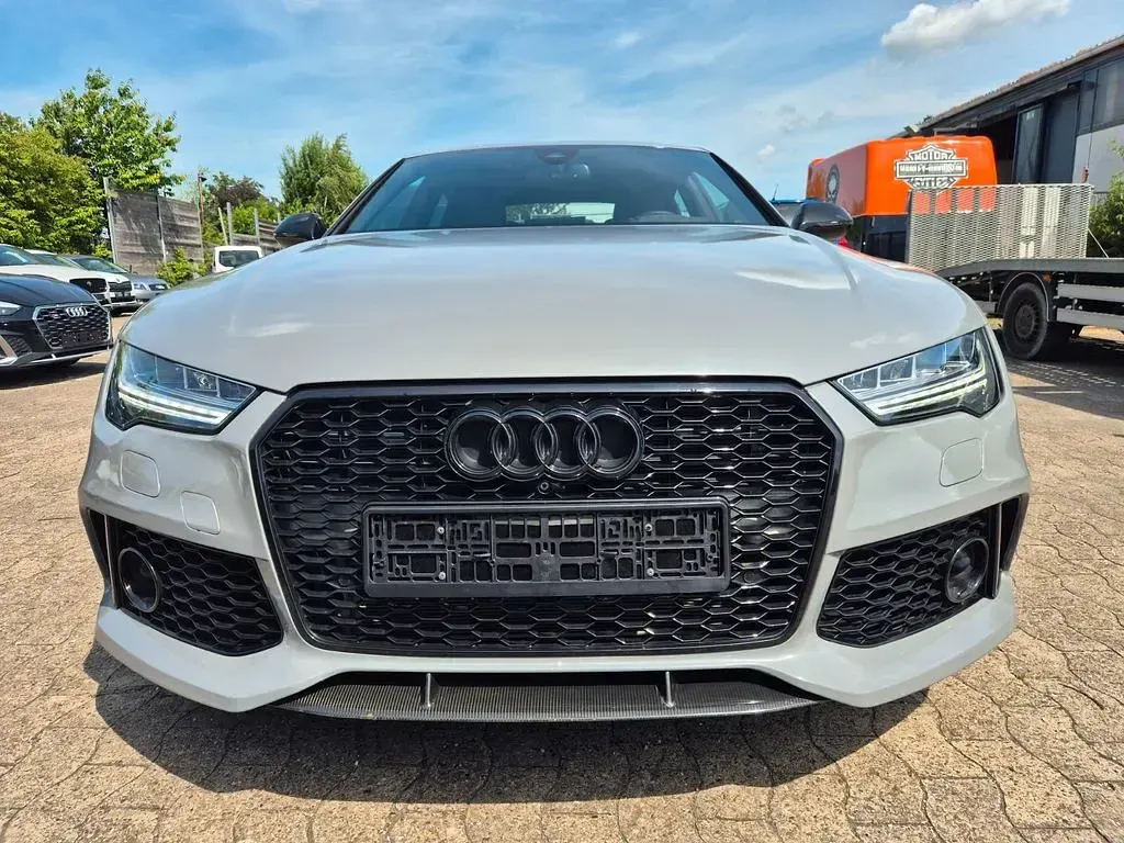 Gebraucht Audi RS7 Comfort 560 PS (411 kW) 2017 Grau Kleinwagen