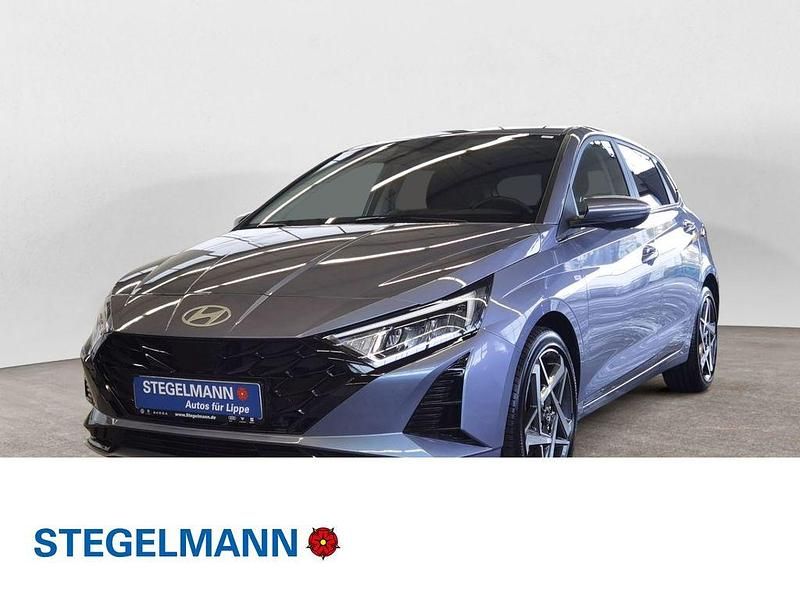 Blau Gebraucht 2023 Hyundai i20 Prime Limousine | 20.770 € (Fairer Preis) - Bild 1/4
