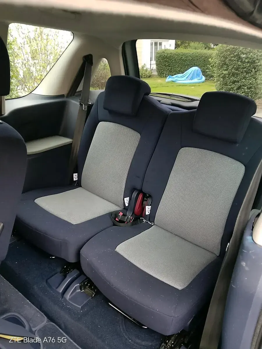 Gebraucht Peugeot 1007 75 PS (55 kW) 2006 Grün Van / Kleinbus
