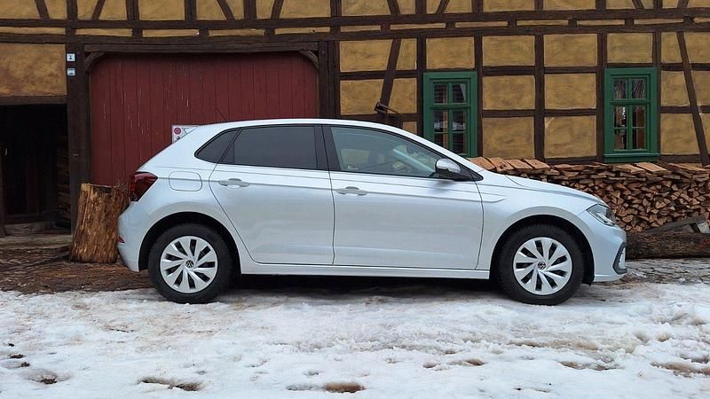 Gebraucht VW Polo Life 95 PS (69 kW) 2022 Silber Kleinwagen