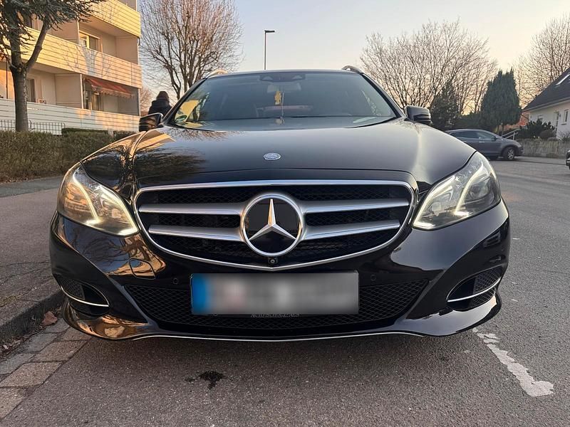 Second-hand Mercedes E350 252 CP (185 kW) 2015 Negru Break