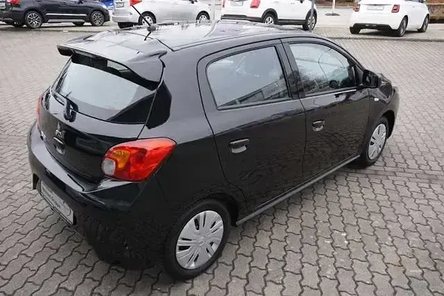 Gebraucht Mitsubishi Space Star Select 80 PS (58 kW) 2024 Schwarz Kleinwagen