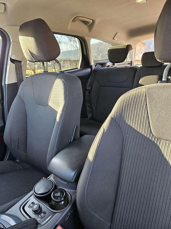 Gebraucht Ford Focus Titanium 125 PS (91 kW) 2013 Blau Kombi