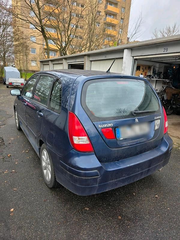 Gebraucht Suzuki Liana 106 PS (77 kW) 2007 Blau Limousine