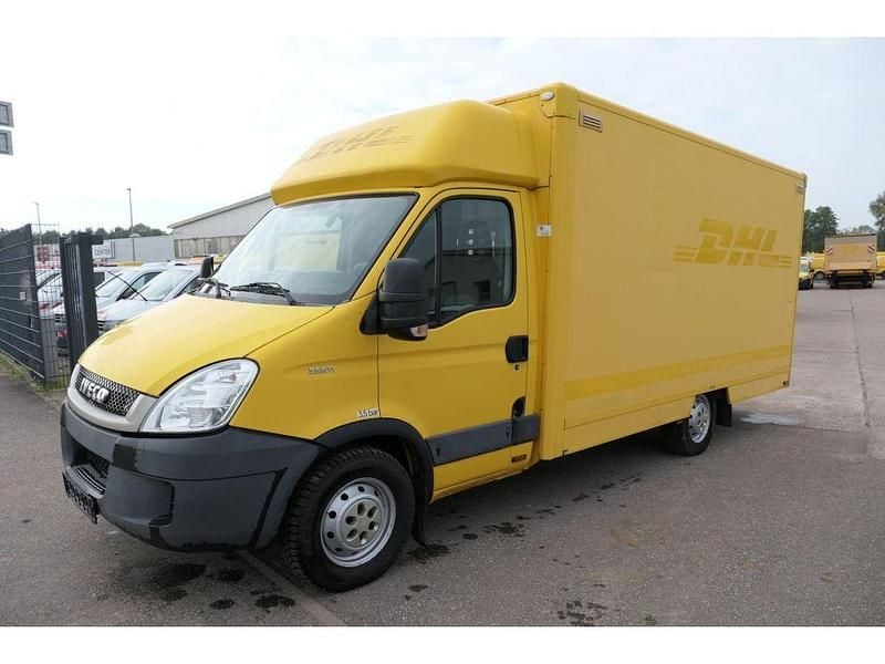 Gebraucht Iveco Daily 106 PS (77 kW) 2011 Gelb Van
