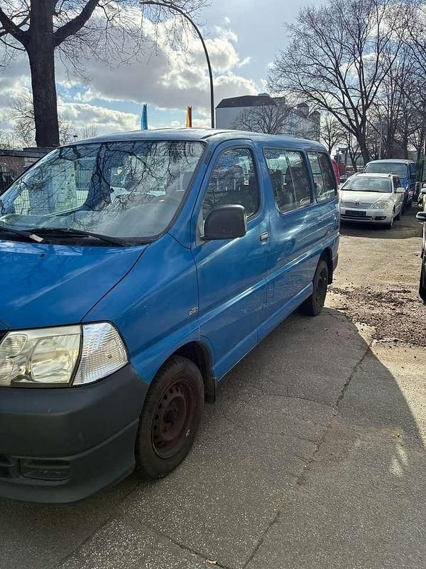 Gebraucht Toyota HiAce 95 PS (69 kW) 2007 Blau Van / Kleinbus