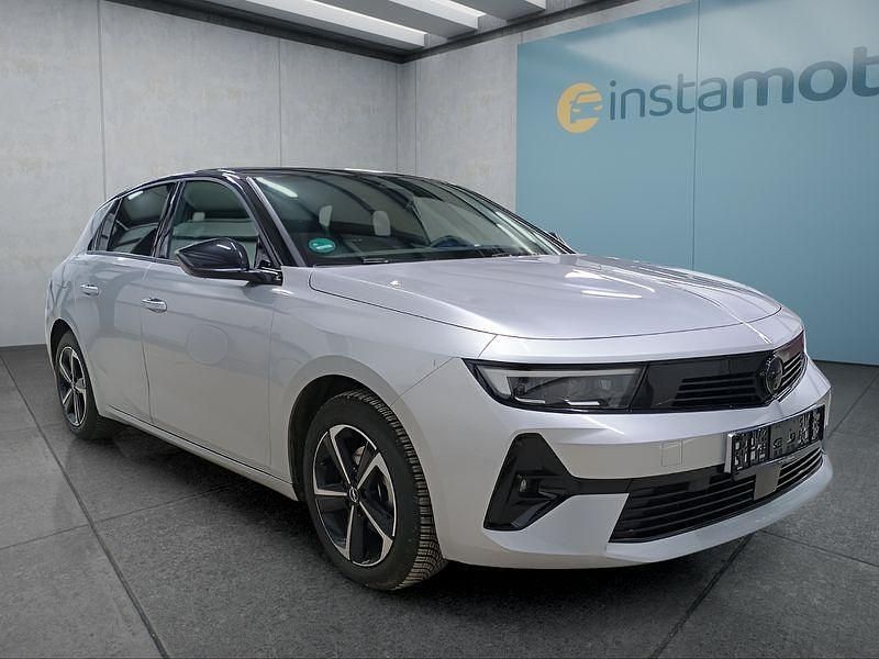 Używany Opel Astra 131 KM (96 kW) 2025 Szary Sedan/Limuzyna