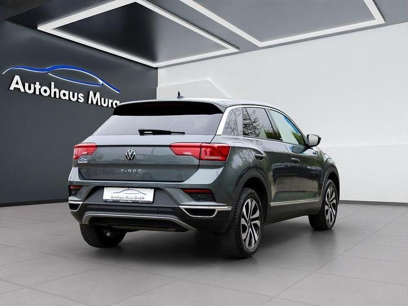 Używany VW T-Roc Active 150 KM (110 kW) 2021 Szary SUV