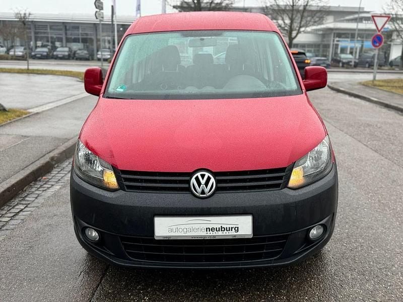 Gebraucht VW Caddy Trendline 109 PS (80 kW) 2011 Rot Van / Kleinbus