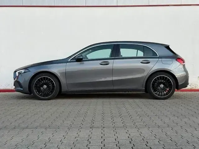 Gebraucht Mercedes A220 190 PS (139 kW) 2019 Grau Limousine