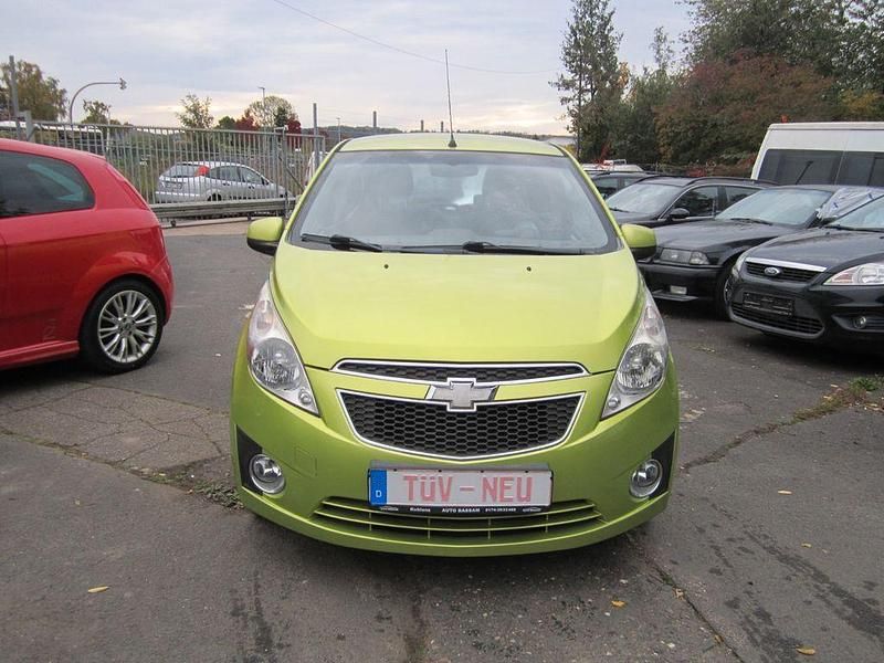 Gebraucht Chevrolet Spark LS 68 PS (50 kW) 2010 Grün Kleinwagen