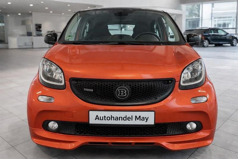 Usado Smart ForFour Brabus 109 HP (80 kW) 2017 Vermelho Citadino