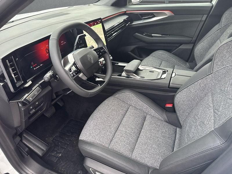 Gebraucht Renault Austral Techno 158 PS (116 kW) 2025 Perlmuttweiß + blackpearlsch SUV