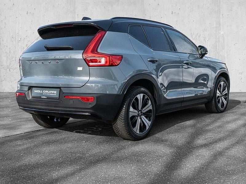 Gebraucht Volvo XC40 Plus 169 kW (231 PS) 2023 Thunder grey / metallic SUV