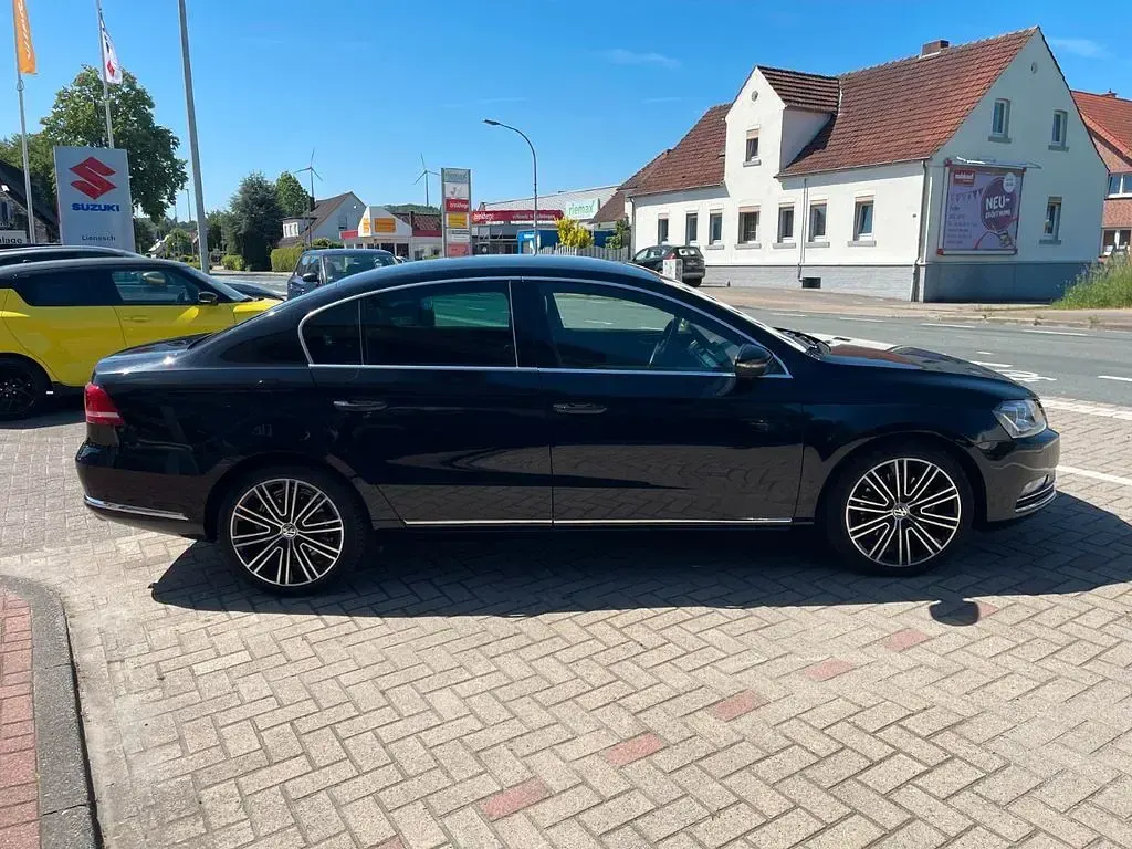 Gebraucht VW Passat Exclusive 177 PS (130 kW) 2013 Schwarz Limousine
