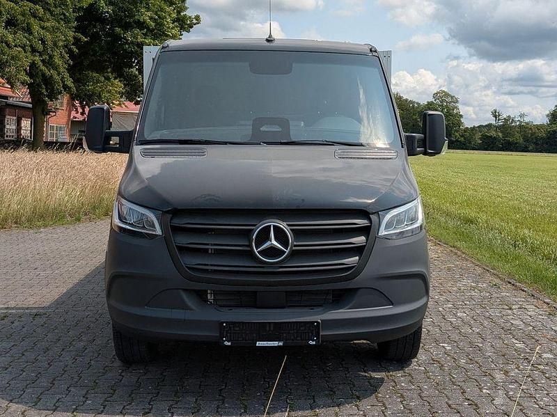 Neu Mercedes Sprinter 150 PS (110 kW) 2026 Schwarz Van