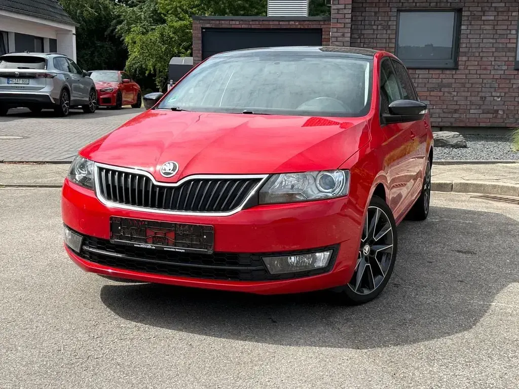 Gebraucht Skoda Rapid Emotion Plus 90 PS (66 kW) 2016 Rot Kleinwagen