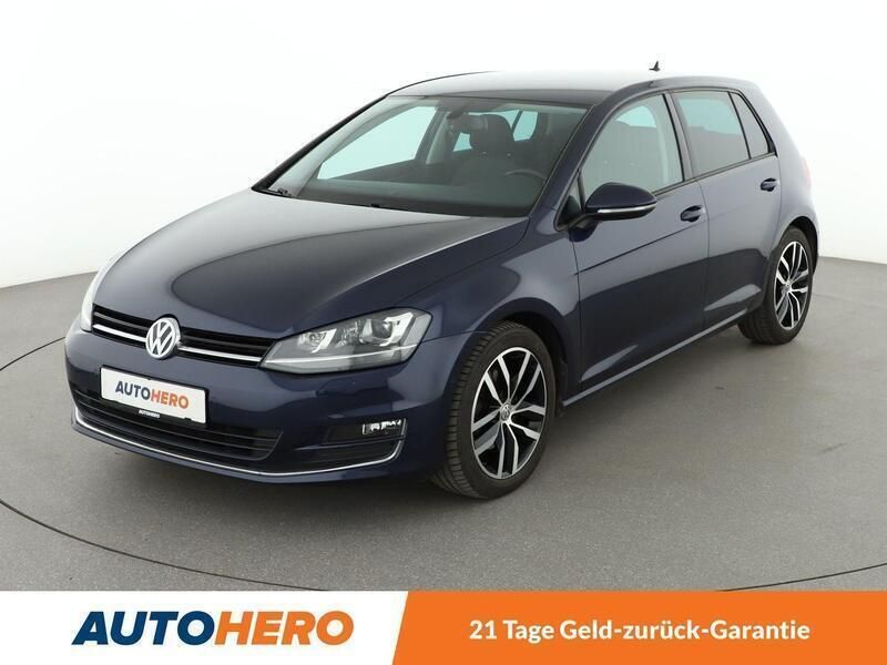 Blau Gebraucht 2016 VW Golf VII Highline Limousine | 14.640 € (Fairer Preis) - Bild 1/3