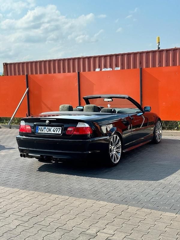 Schwarz Gebraucht 2006 BMW 325 Cabriolet Sport Line Cabrio | 7.500 € (Guter Preis) - Bild 1/4