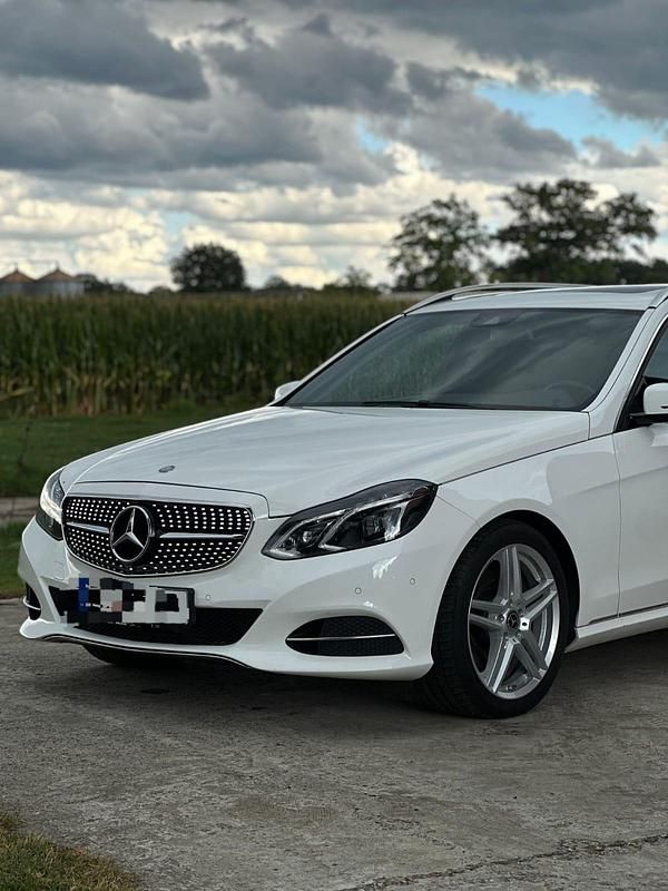 Gebraucht Mercedes E350 252 PS (185 kW) 2015 Weiß Kombi