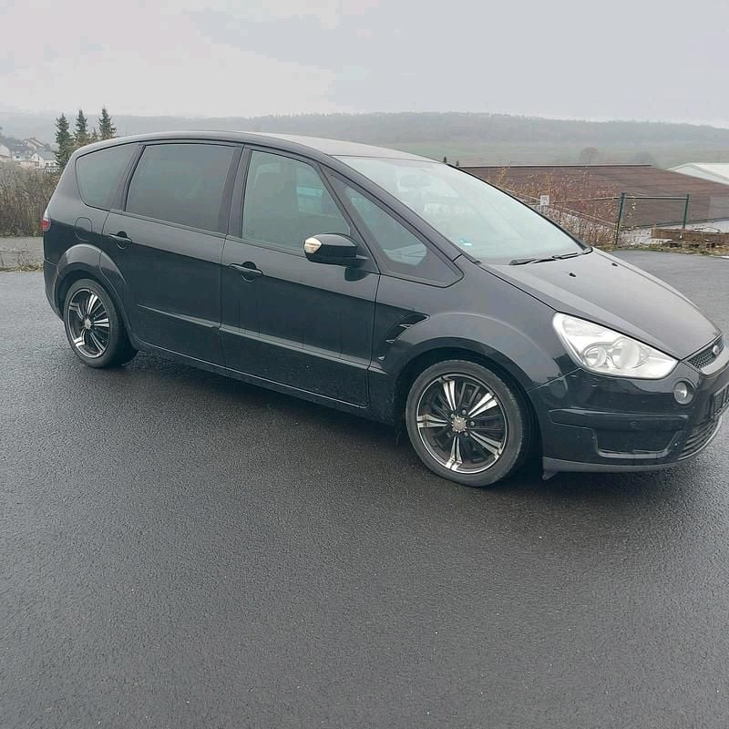 Schwarz Gebraucht 2007 Ford S-MAX S Van / Kleinbus | 1.999 € (Guter Preis) - Bild 1/4